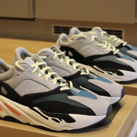 How to spot Fake Yeezy Boost 700 Wave Runners